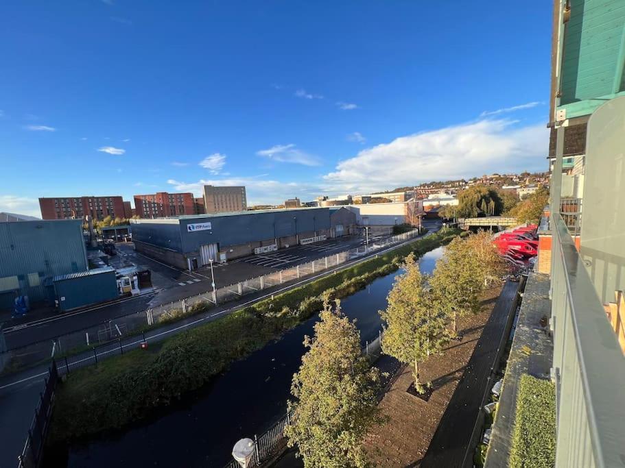 Appartamento Lincoln View Sleeps 4 Balcony Self Check-In Esterno foto