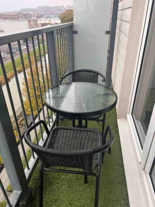 Appartamento Lincoln View Sleeps 4 Balcony Self Check-In Esterno foto